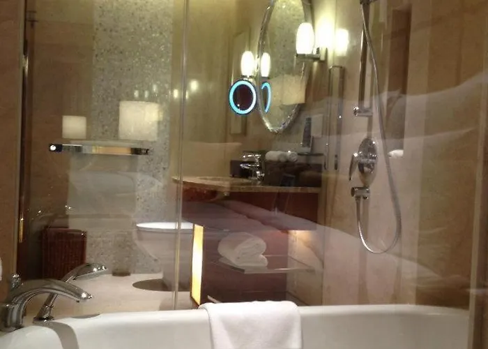 アパートホテル Upscale With High Speed Internet, Mivesa Residences *